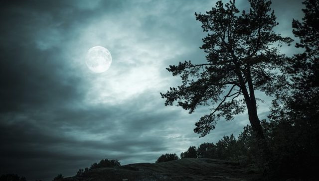 Galatians 2 moon reflects THE LIGHT