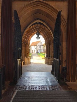 Luke 1 doors out.jpg