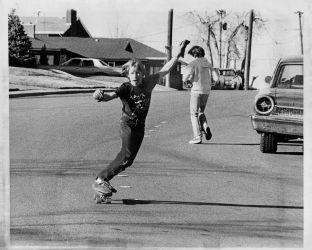 Genesis 20 skateboard